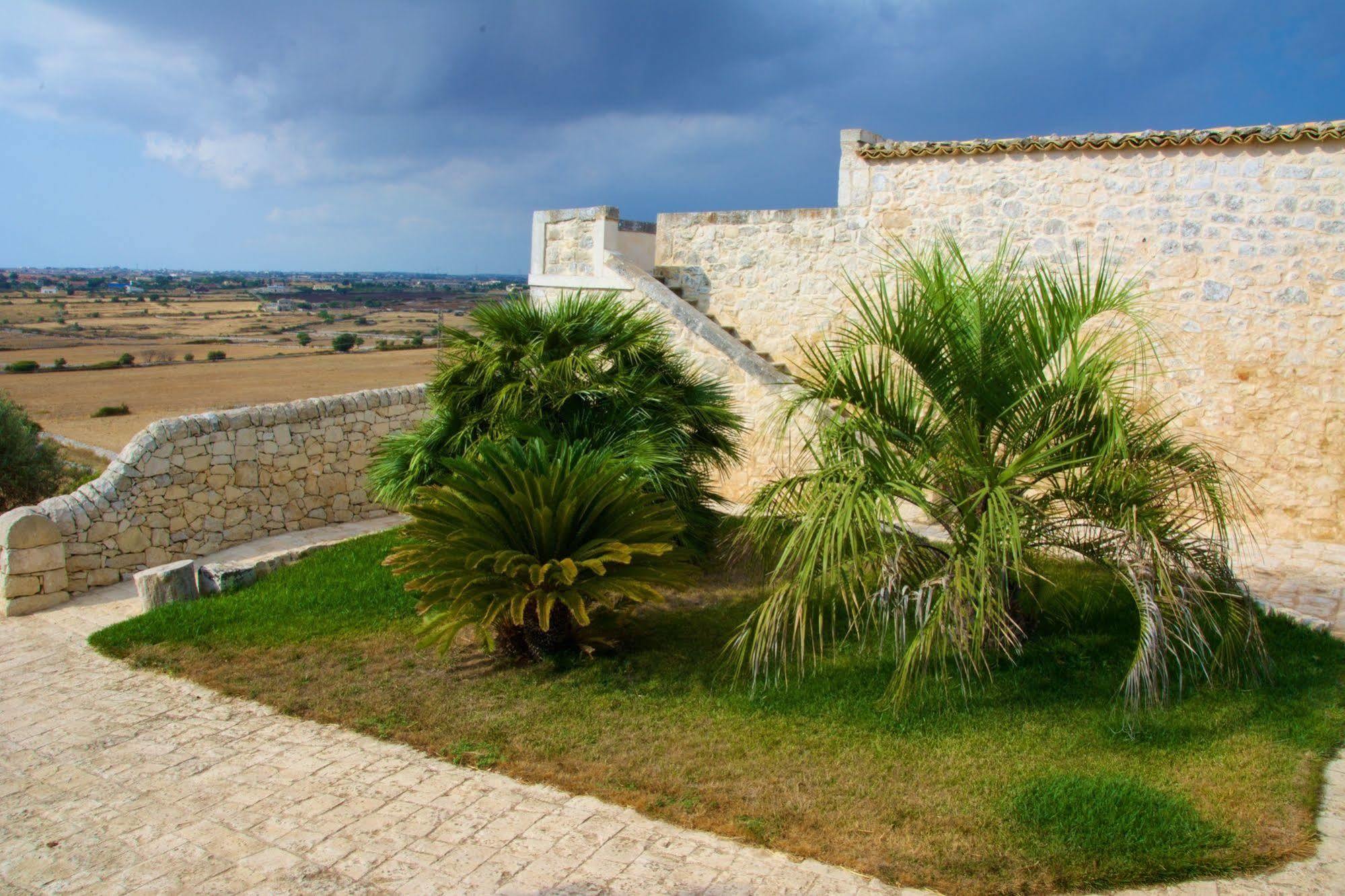 Relais Cimilla B&B Ragusa Dış mekan fotoğraf